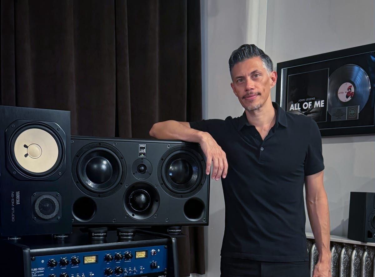 Producer Dave Tozer Chooses IsoAcoustics ISO-PUCKS